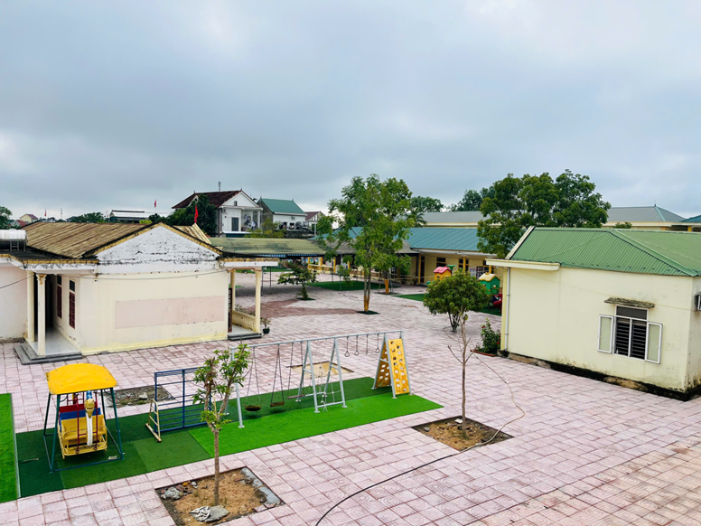 CÔNG TÁC KIỂM TRA MÔI TRƯỜNG TRONG VÀ NGOÀI LỚP HỌC